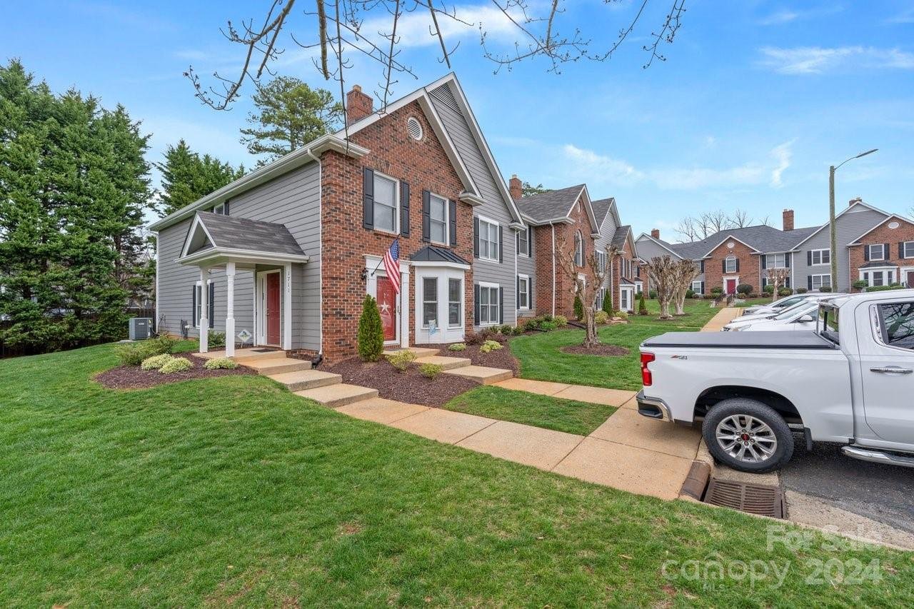 Property image 1 at 1705 Robinwood Road, Gastonia, NC 28054