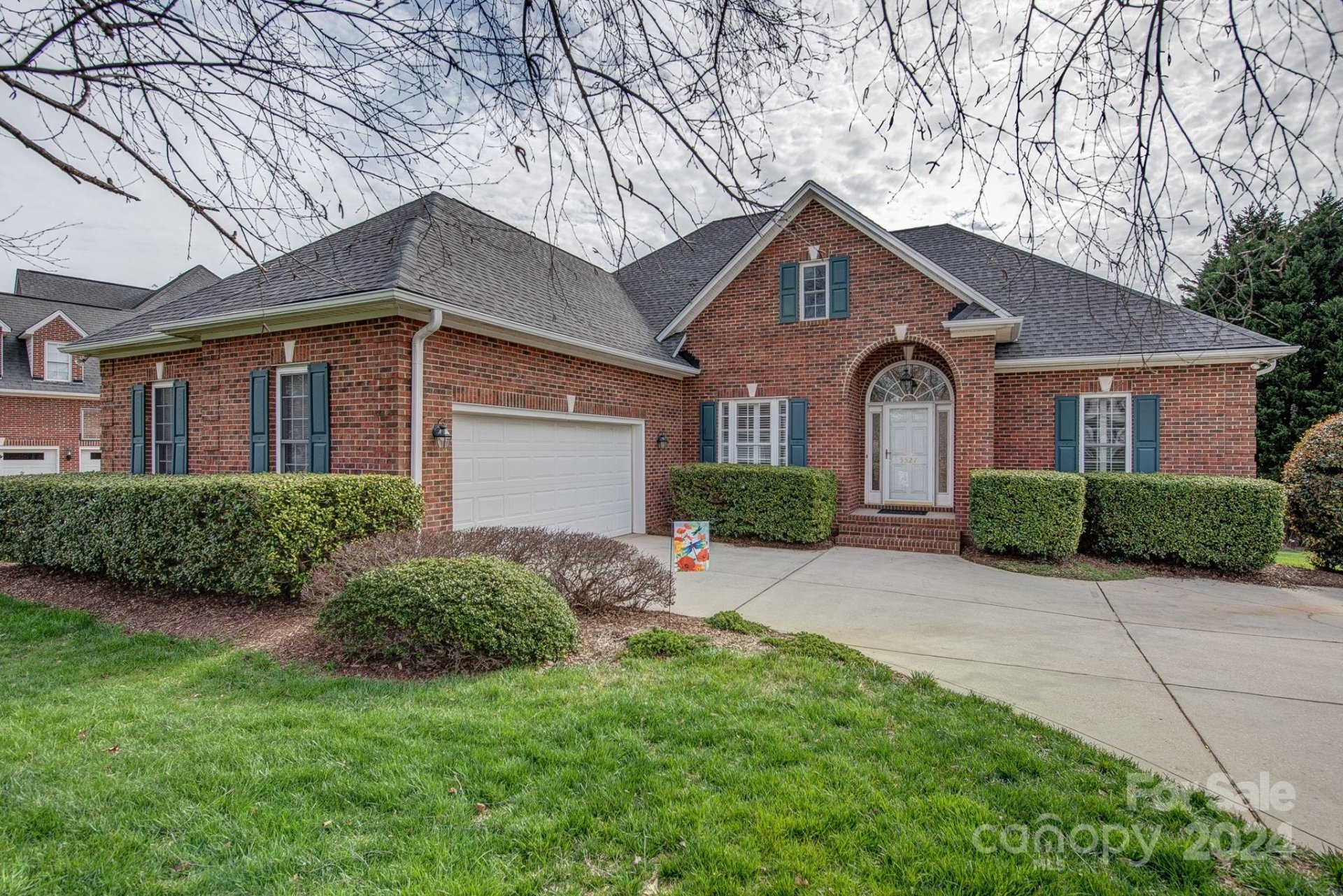 Property image 1 at 5527 Weavers Row, Gastonia, NC 28056