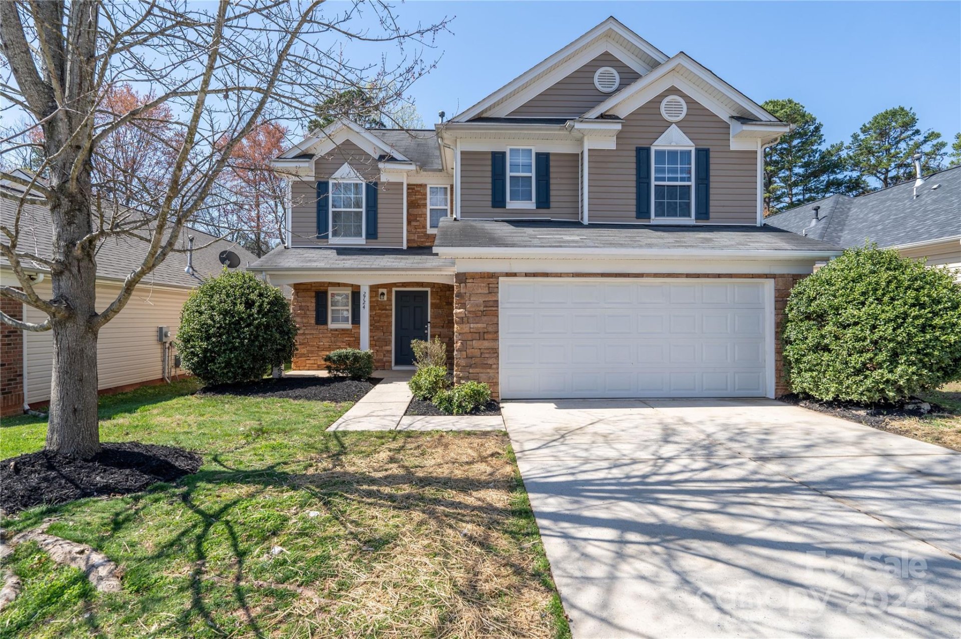 Property image 1 at 2724 Markham Woods Court, Charlotte, NC 28214