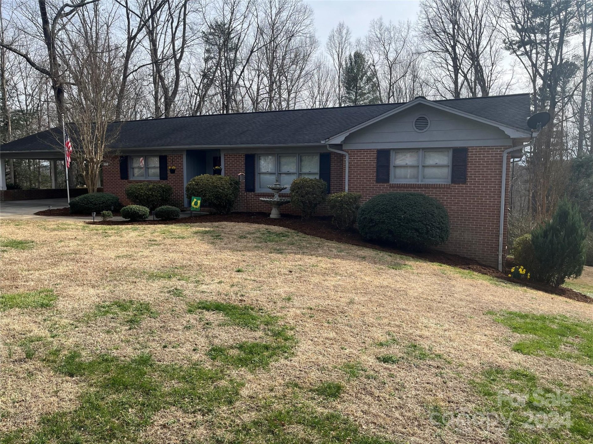 Property image 1 at 102 Crest Hill Drive, Morganton, NC 28655