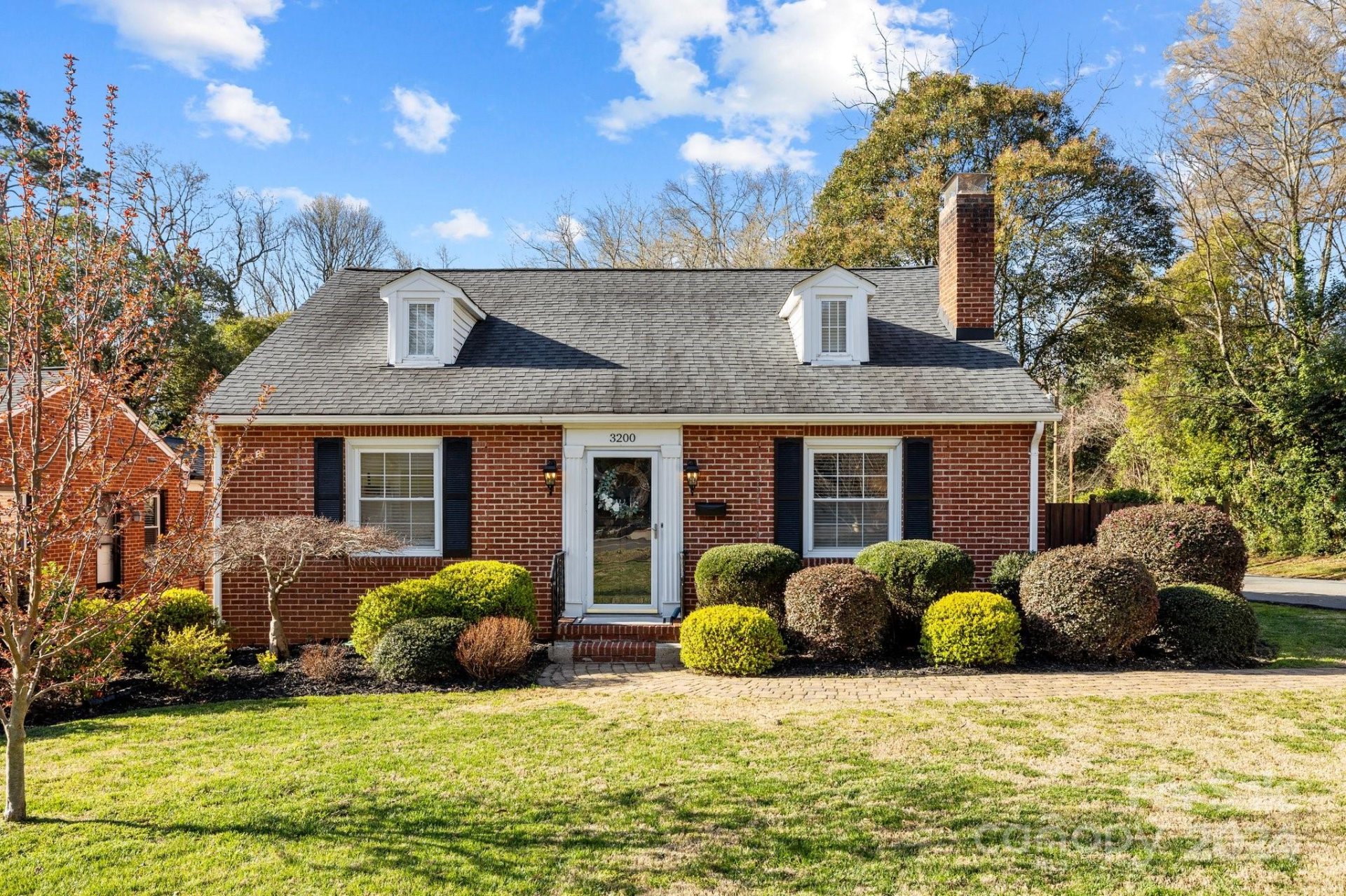 3200 Commonwealth Avenue