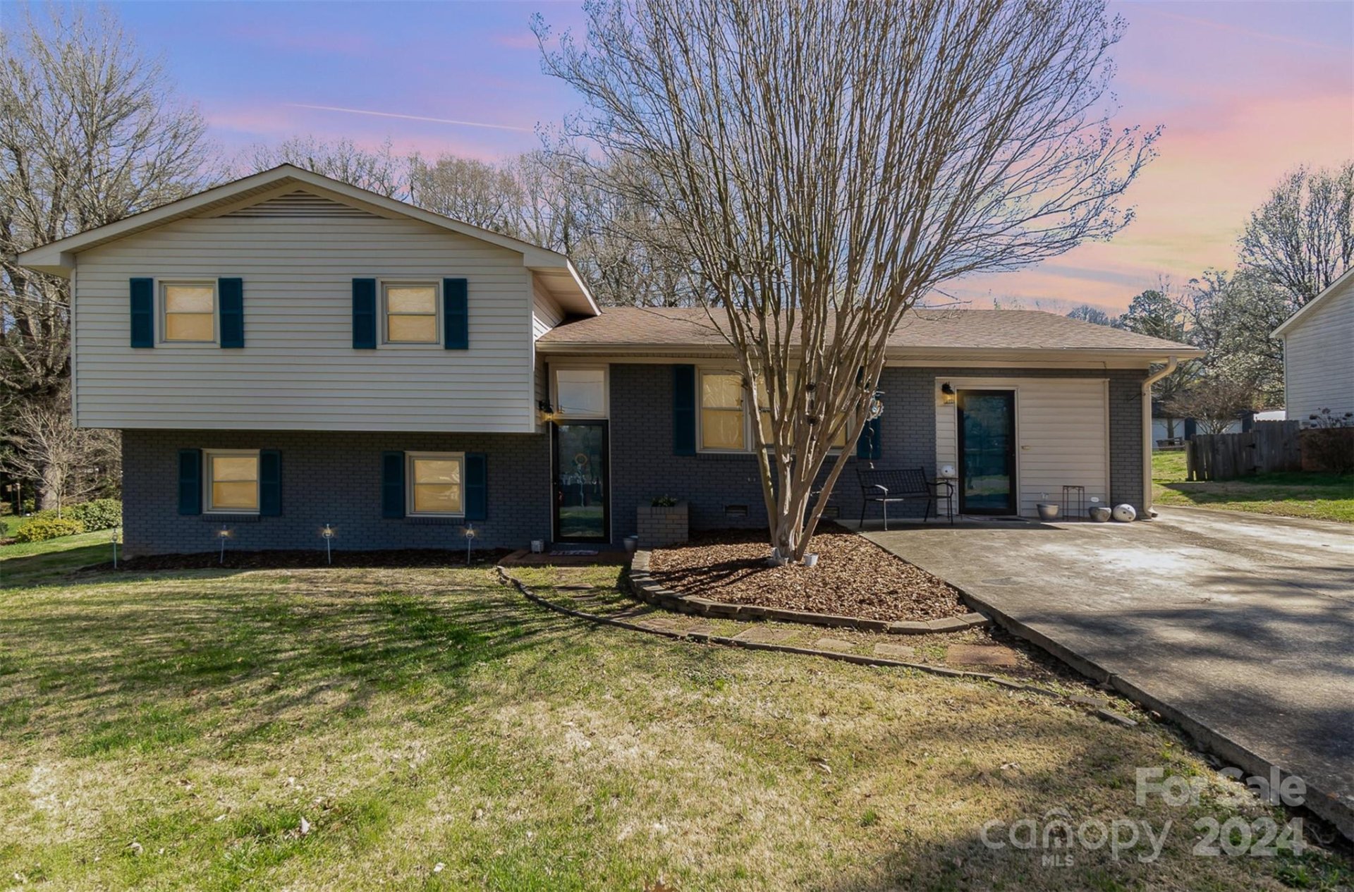 Property image 1 at 114 Forest Drive, Belmont, NC 28012