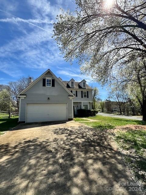 Property image 1 at 8817 Elkins Park Drive, Matthews, NC 28105