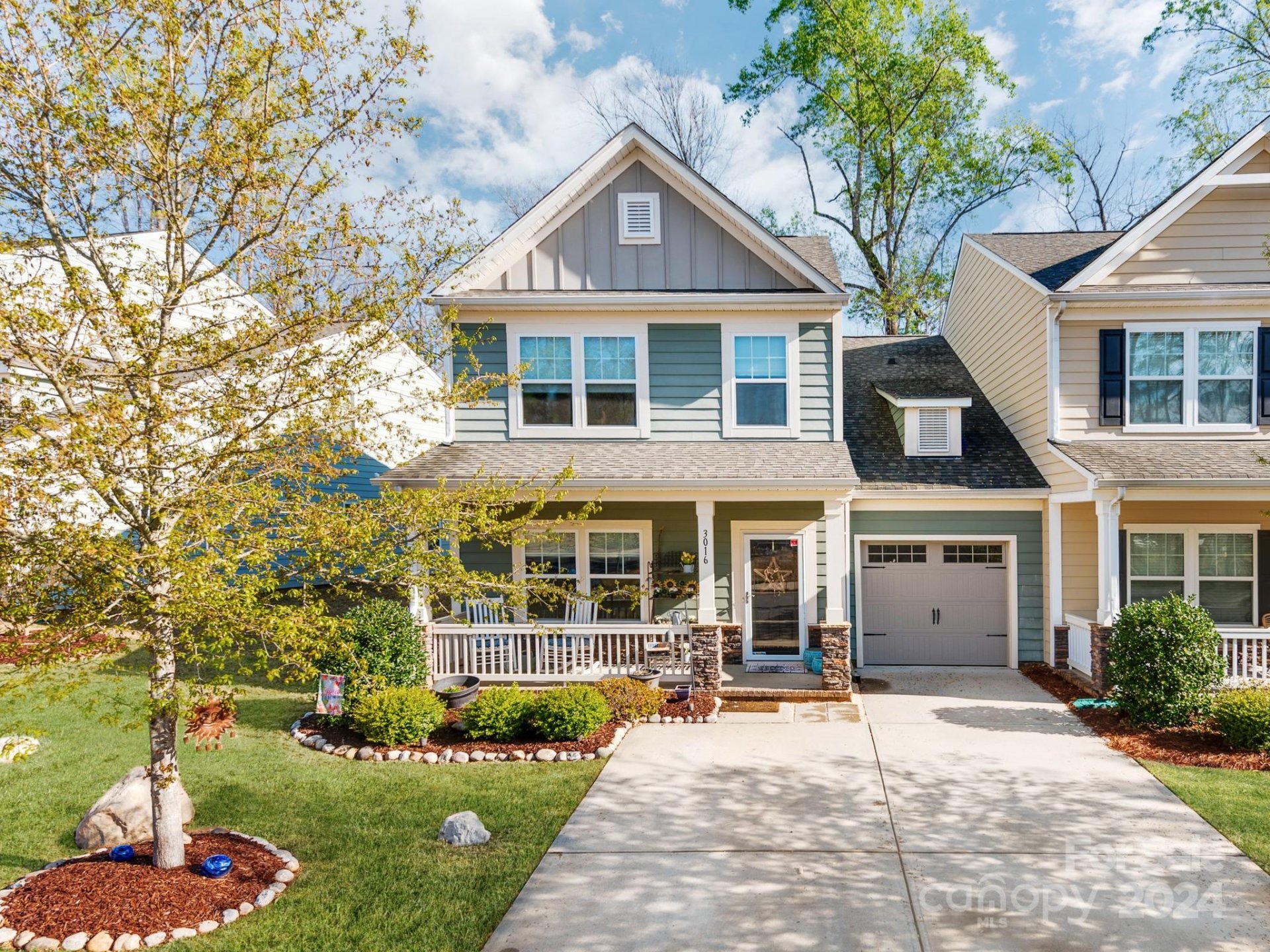 3016 Graceland Circle