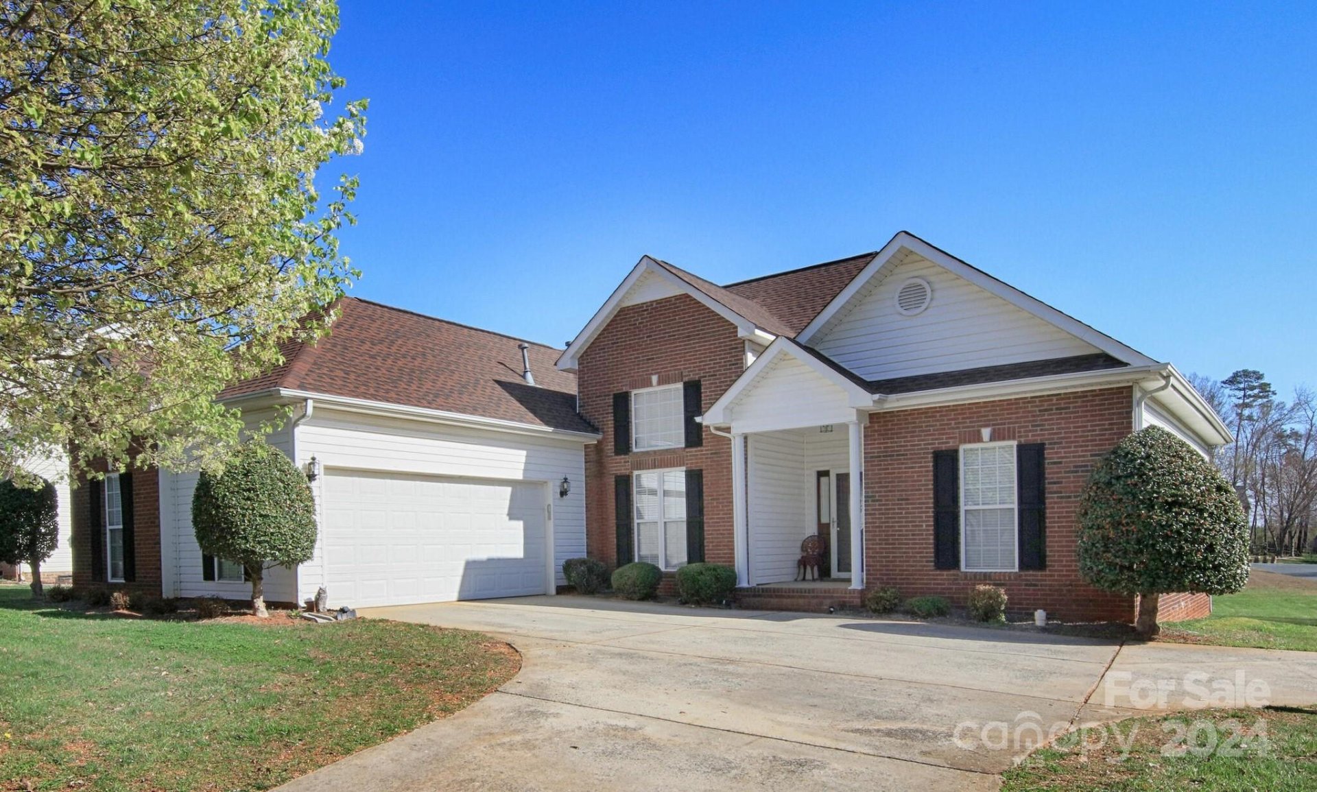 Property image 1 at 14851 Rexford Chase Court, Matthews, NC 28104