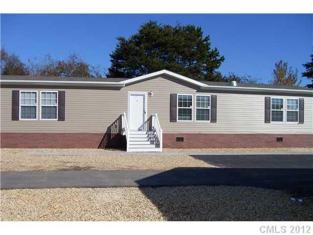 Property image 1 at 2149 Sterling Ridge Drive, Newton, NC 28658