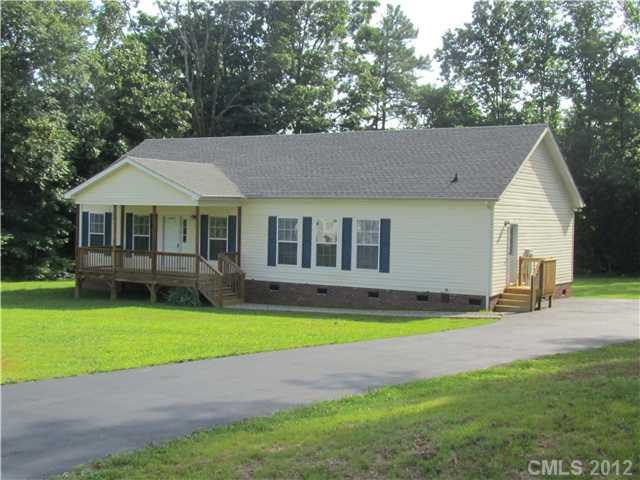 2864 Sweeping Pine Lane