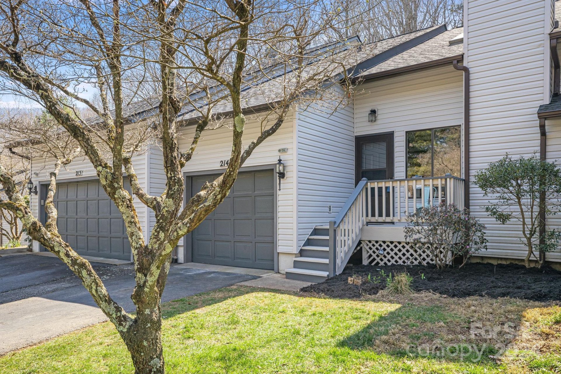 Property image 1 at 214 Cheyenne Court, Asheville, NC 28803