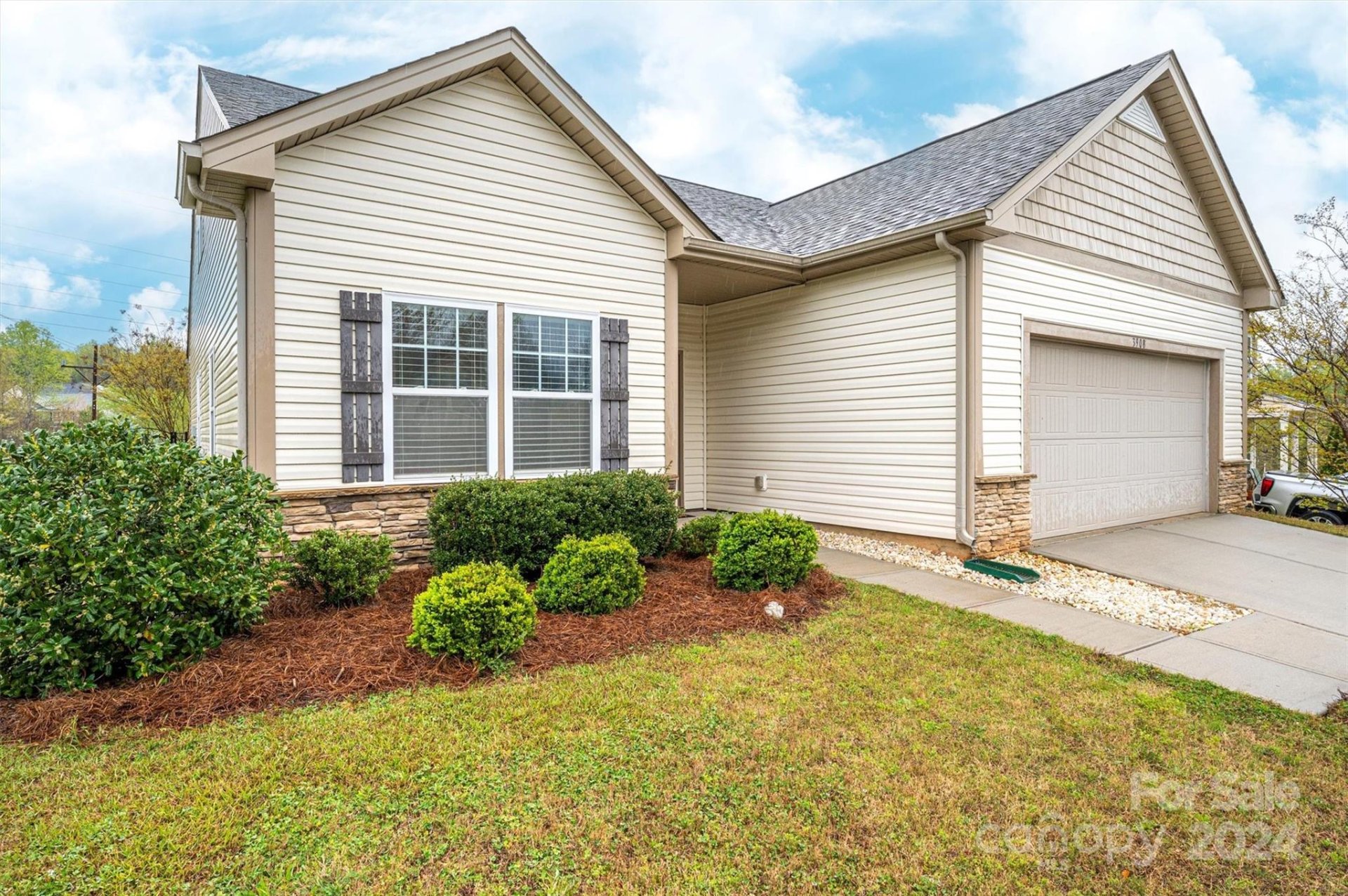 Property image 1 at 3908 Catawba Hills Drive, Gastonia, NC 28056