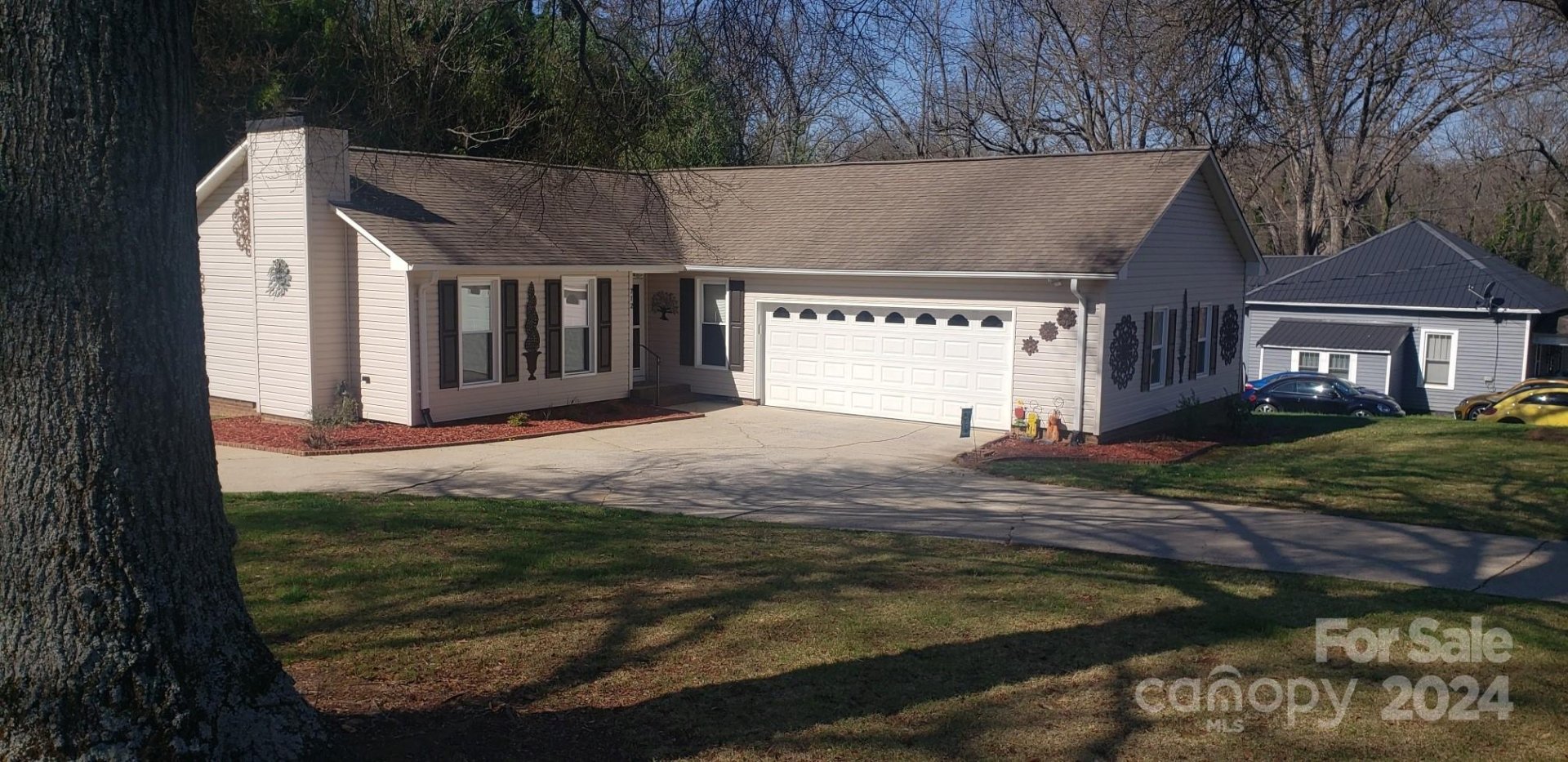 Property image 1 at 712 S Laurel Street, Lincolnton, NC 28092