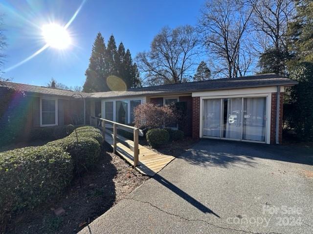 Property image 1 at 1305 9th Avenue, Conover, NC 28613