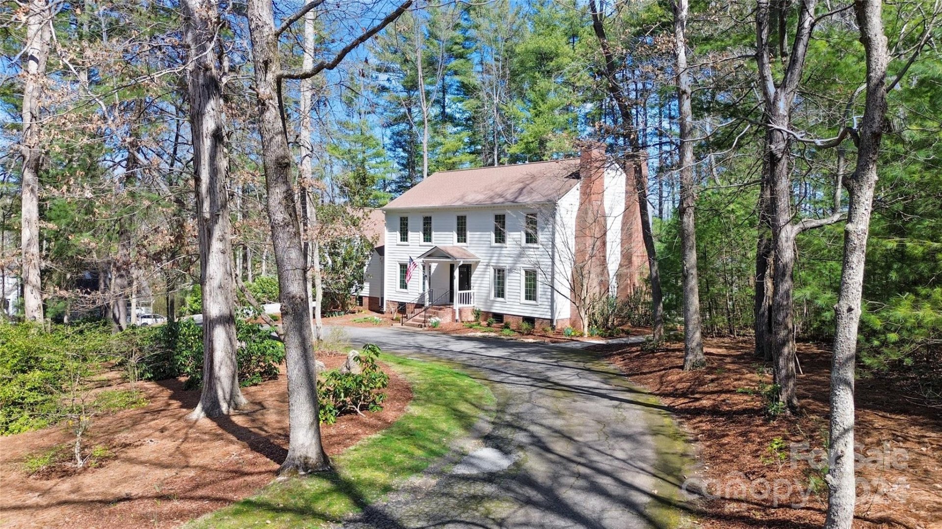 Property image 1 at 4 Stuyvesant Crescent, Asheville, NC 28803