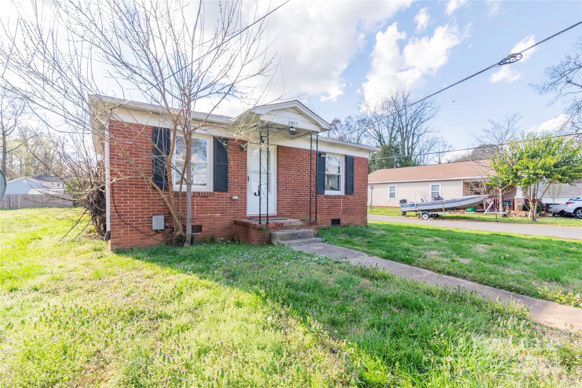 Property image 1 at 3000 Ross Avenue, Charlotte, NC 28208