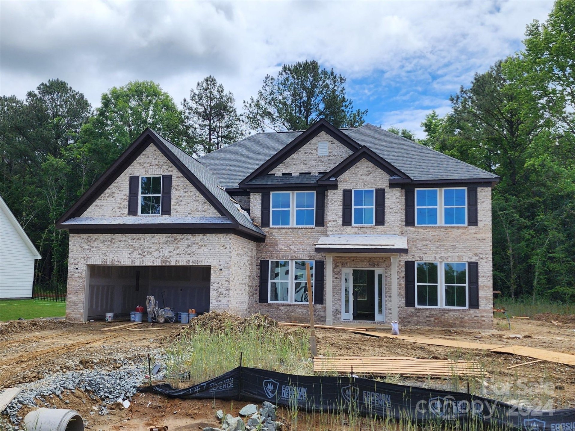 7124 Hambright Road
