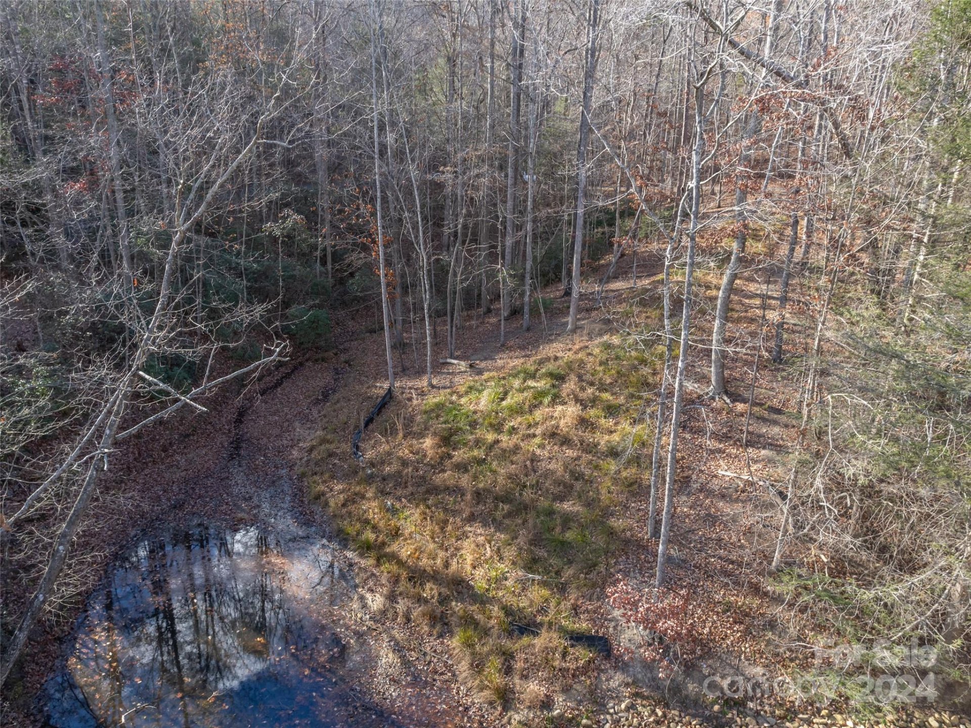 86 Lakewood Drive