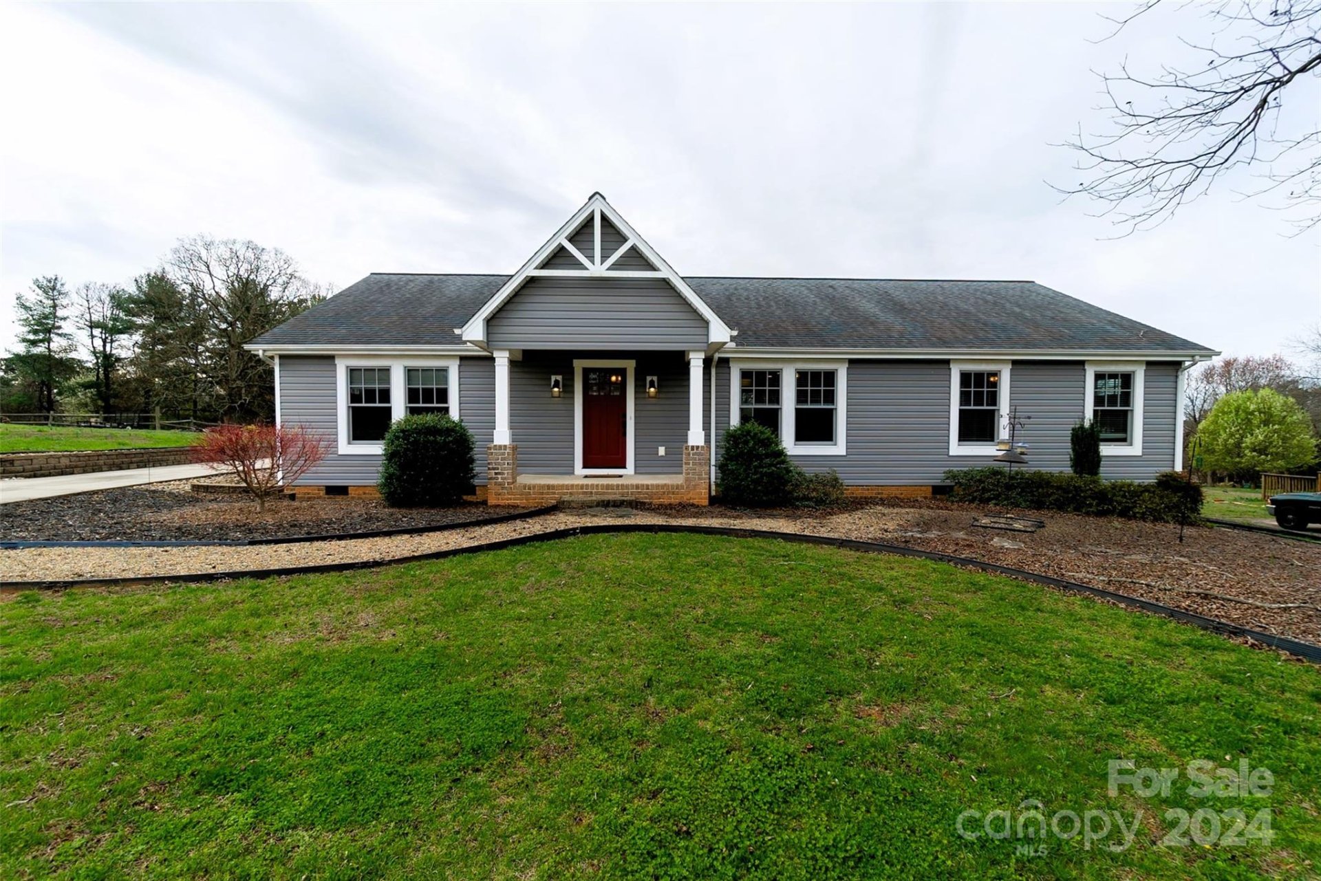 Property image 1 at 115 Lakewood Drive, Kings Mountain, NC 28086