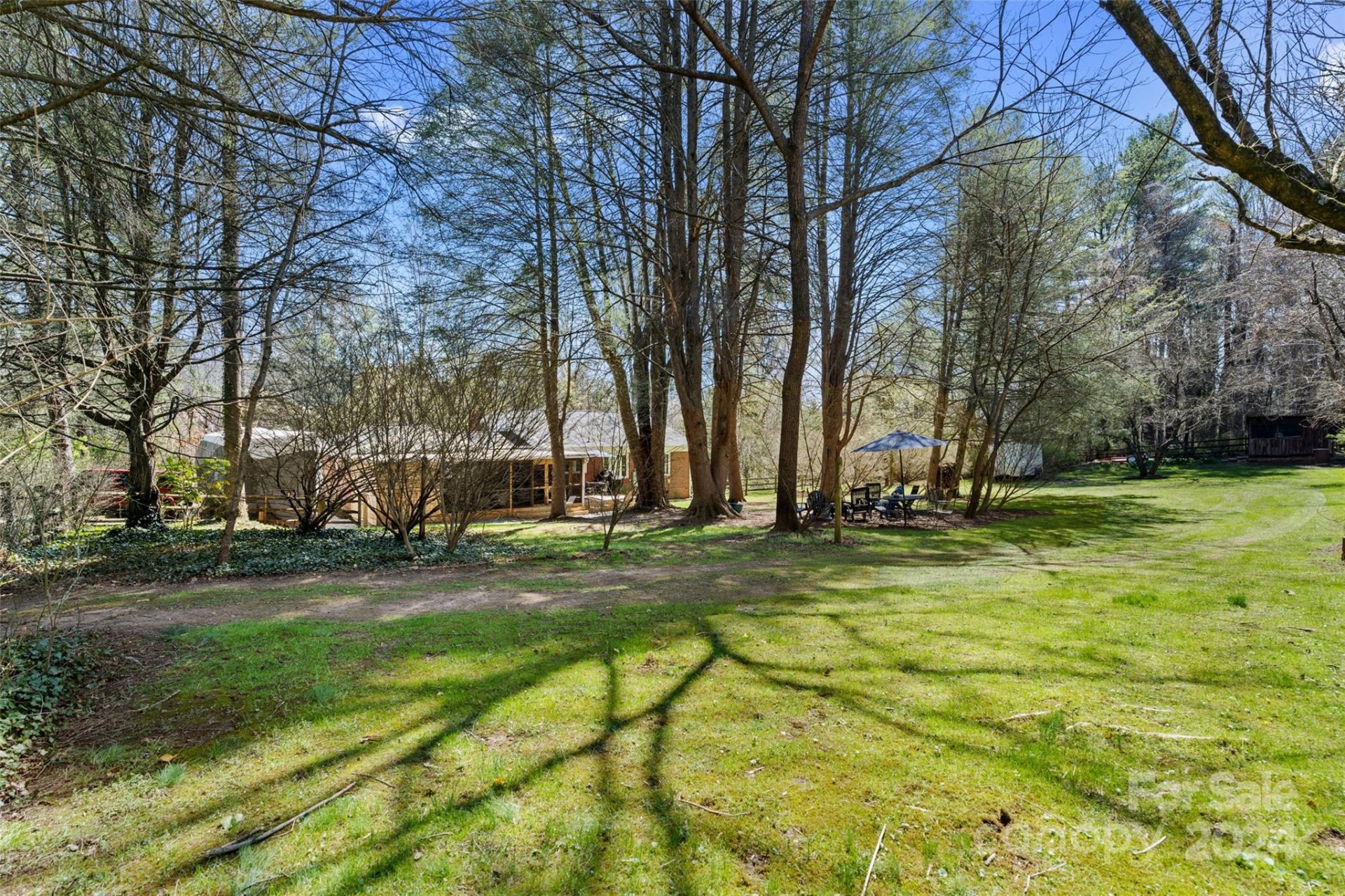 Property image 5 at 391 Wakefield Drive, Hendersonville, NC 28792