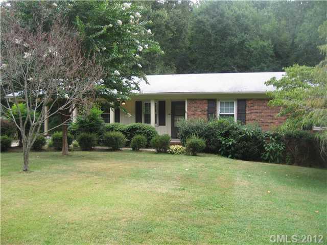 Property image 1 at 506 Touch Me Not Lane, Charlotte, NC 28216