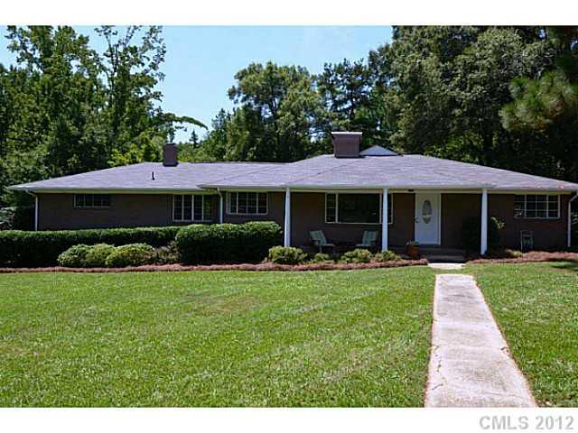 Property image 1 at 10634 Knox Avenue, Matthews, NC 28105