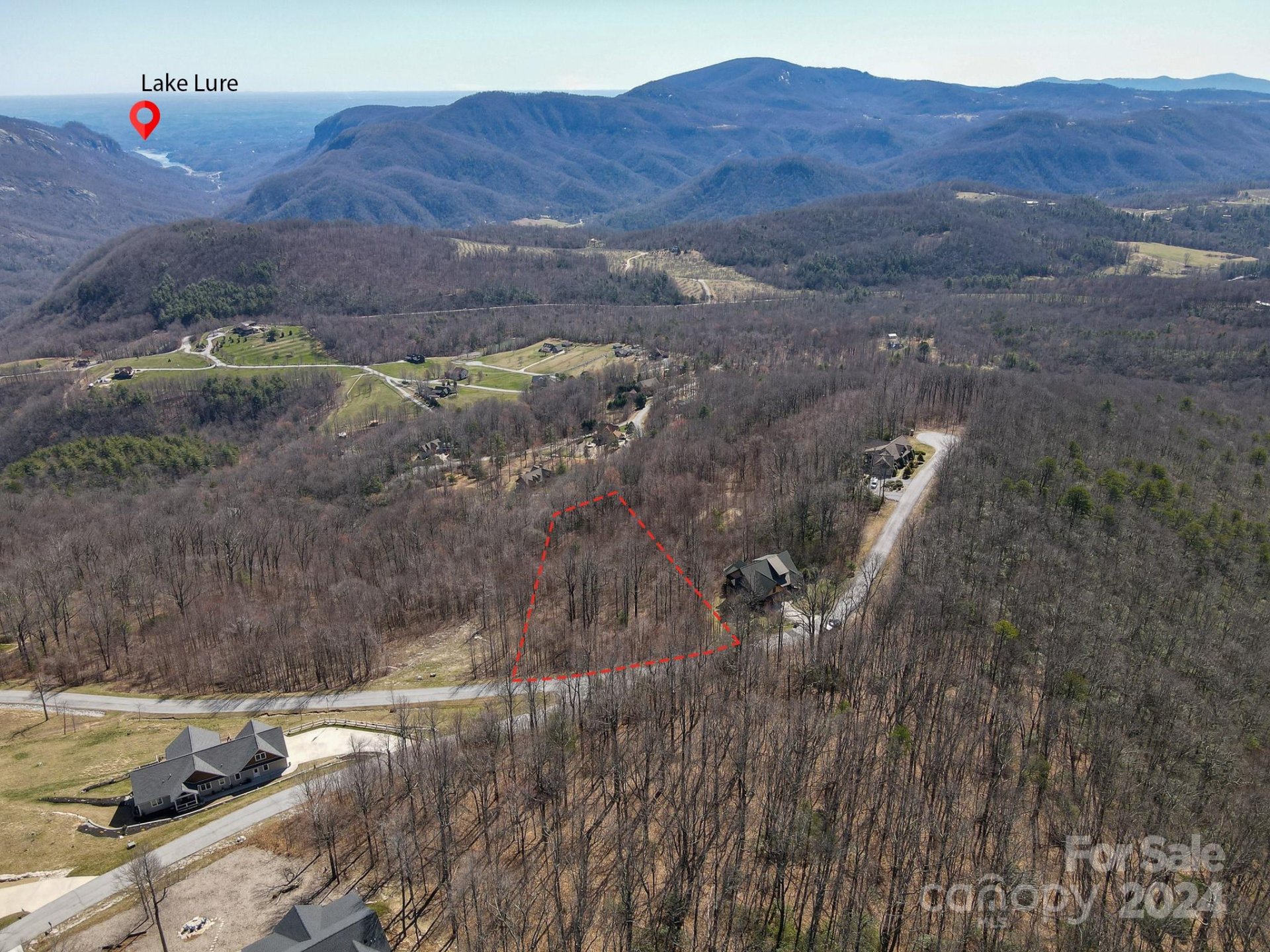 Property image 1 at 1233 Grand Oaks Drive, Hendersonville, NC 28792