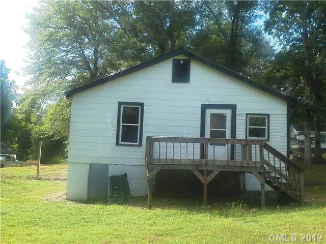 Property image 1 at 1210 W Walnut Avenue, Gastonia, NC 28052