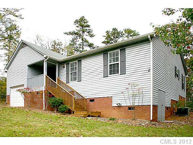 Property image 1 at 11932 Everidge Place, Charlotte, NC 28227
