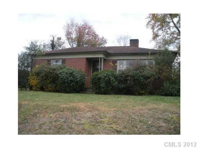 Property image 1 at 2622 Ne 20th Street Lane, Hickory, NC 28601