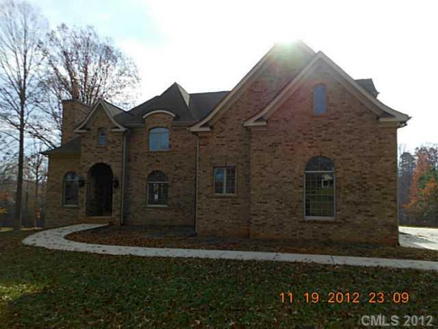 Property image 1 at 204 Cedar Lake Drive, Statesville, NC 28625