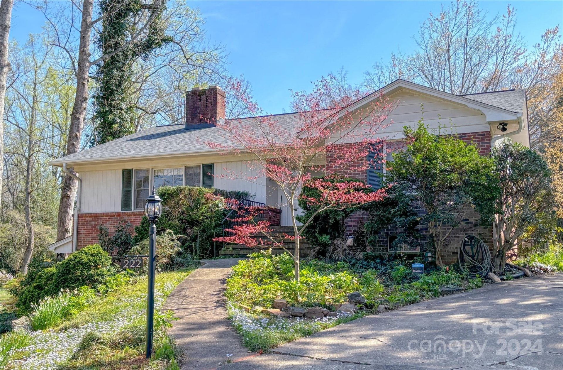 Property image 1 at 222 7th Avenue, Hickory, NC 28601