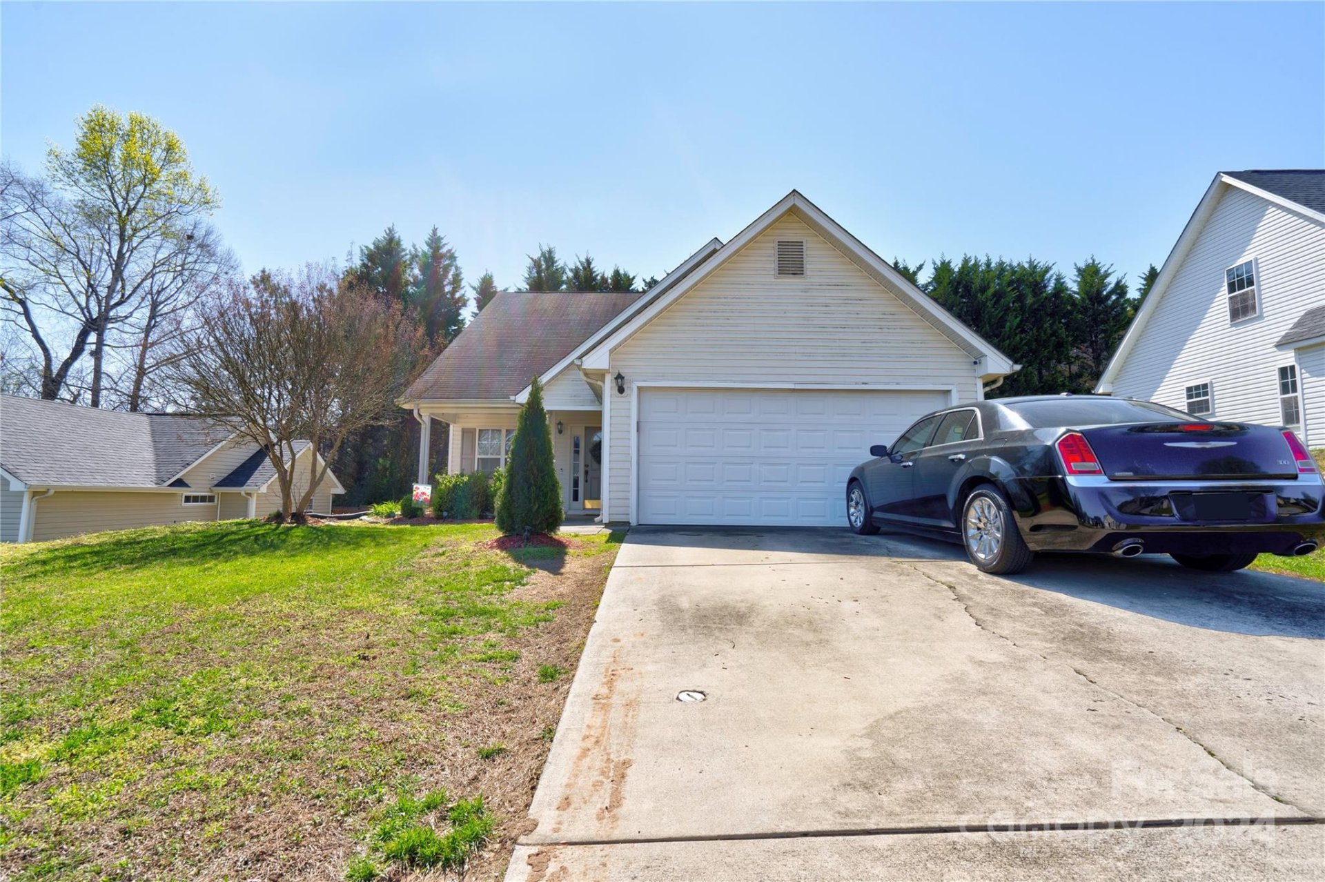 Property image 1 at 6015 Bradford Court, Dallas, NC 28034