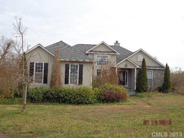 Property image 1 at 107 Planters Row Road, Iron Station, NC 28080