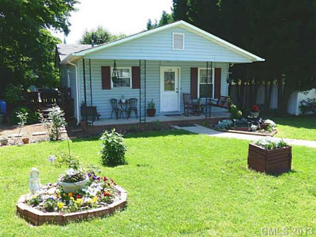 Property image 1 at 112 N 10th Street, Belmont, NC 28012