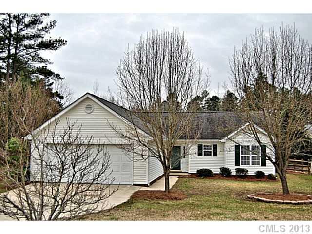 Property image 1 at 4025 Maple Shore Drive, Matthews, NC 28104
