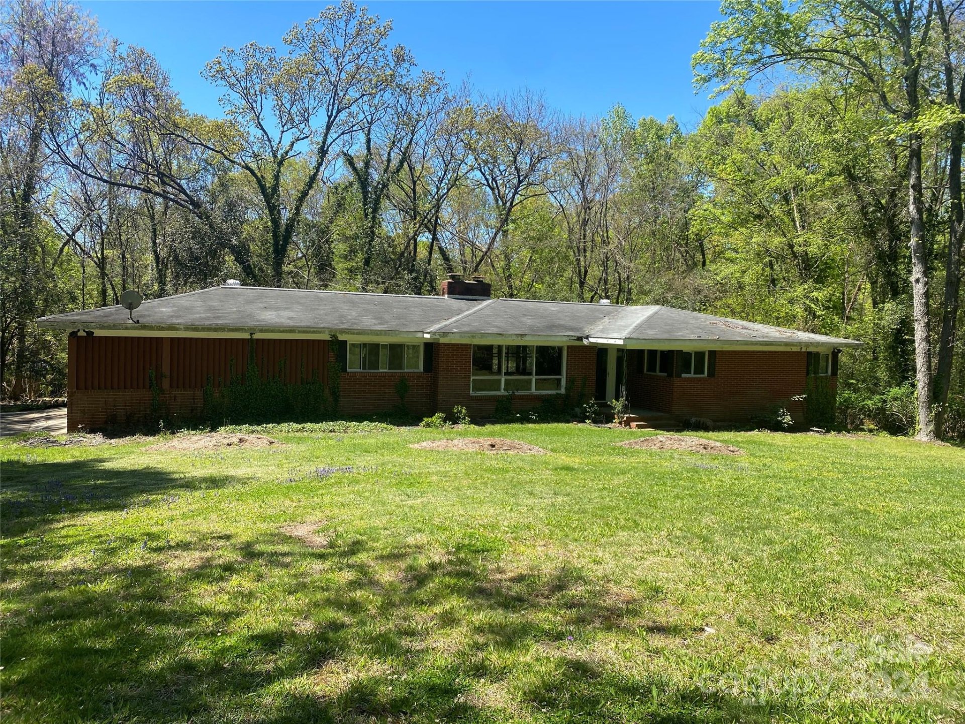 Property image 1 at 1408 Burtonwood Circle, Charlotte, NC 28212