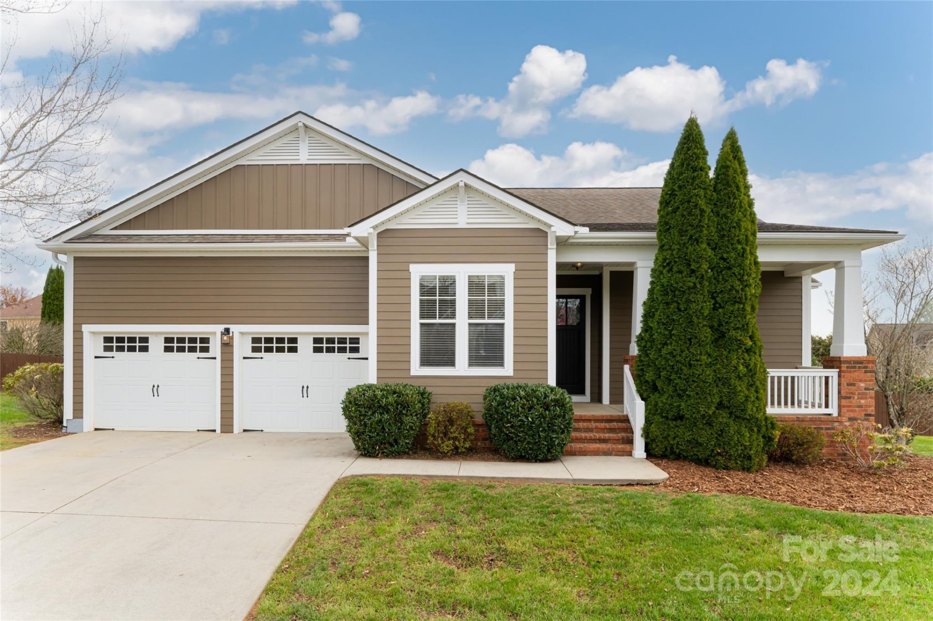 Property image 1 at 167 Hollabrook Parkway, Mills River, NC 28759