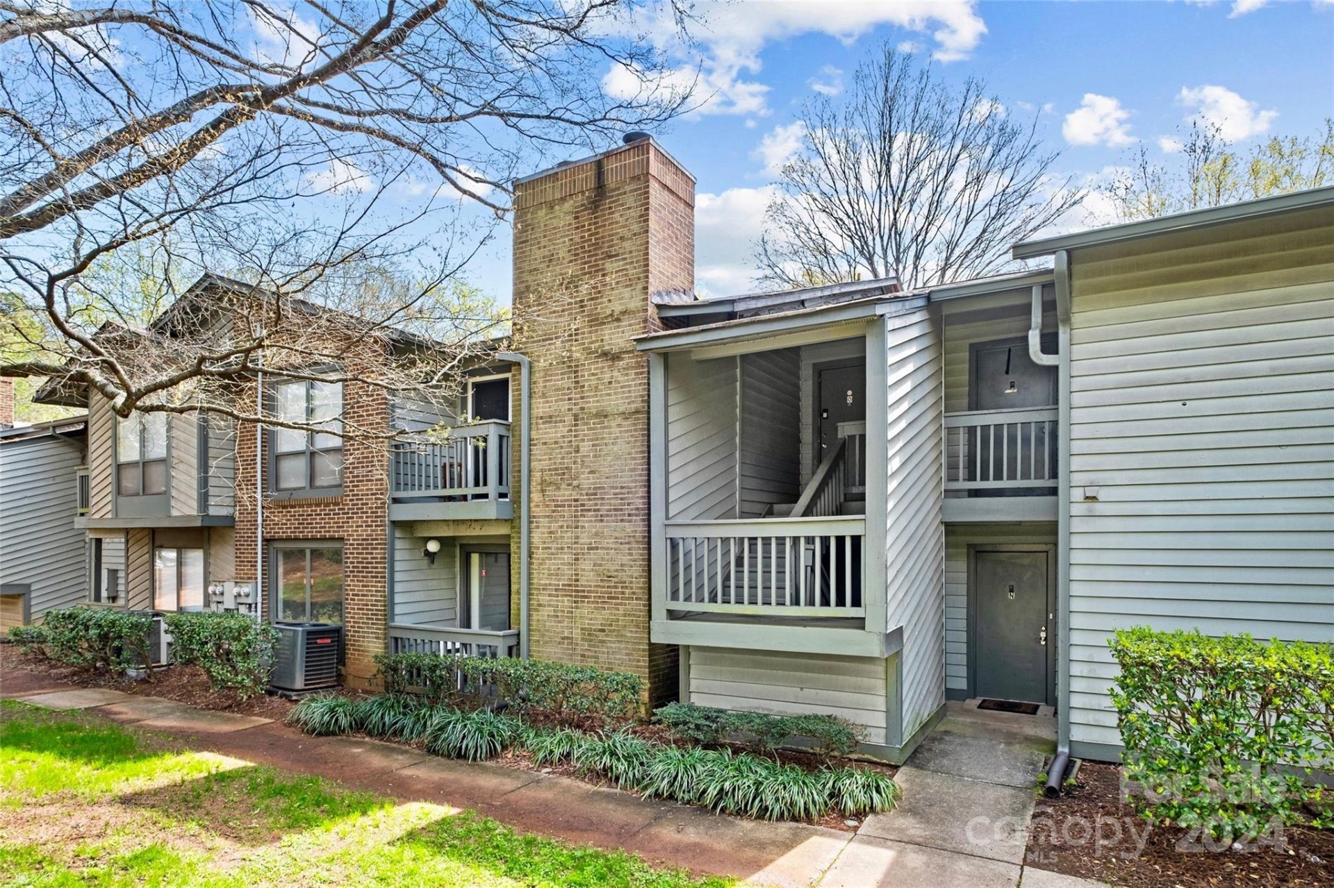 Property image 1 at 5024 Sardis Road, Charlotte, NC 28270