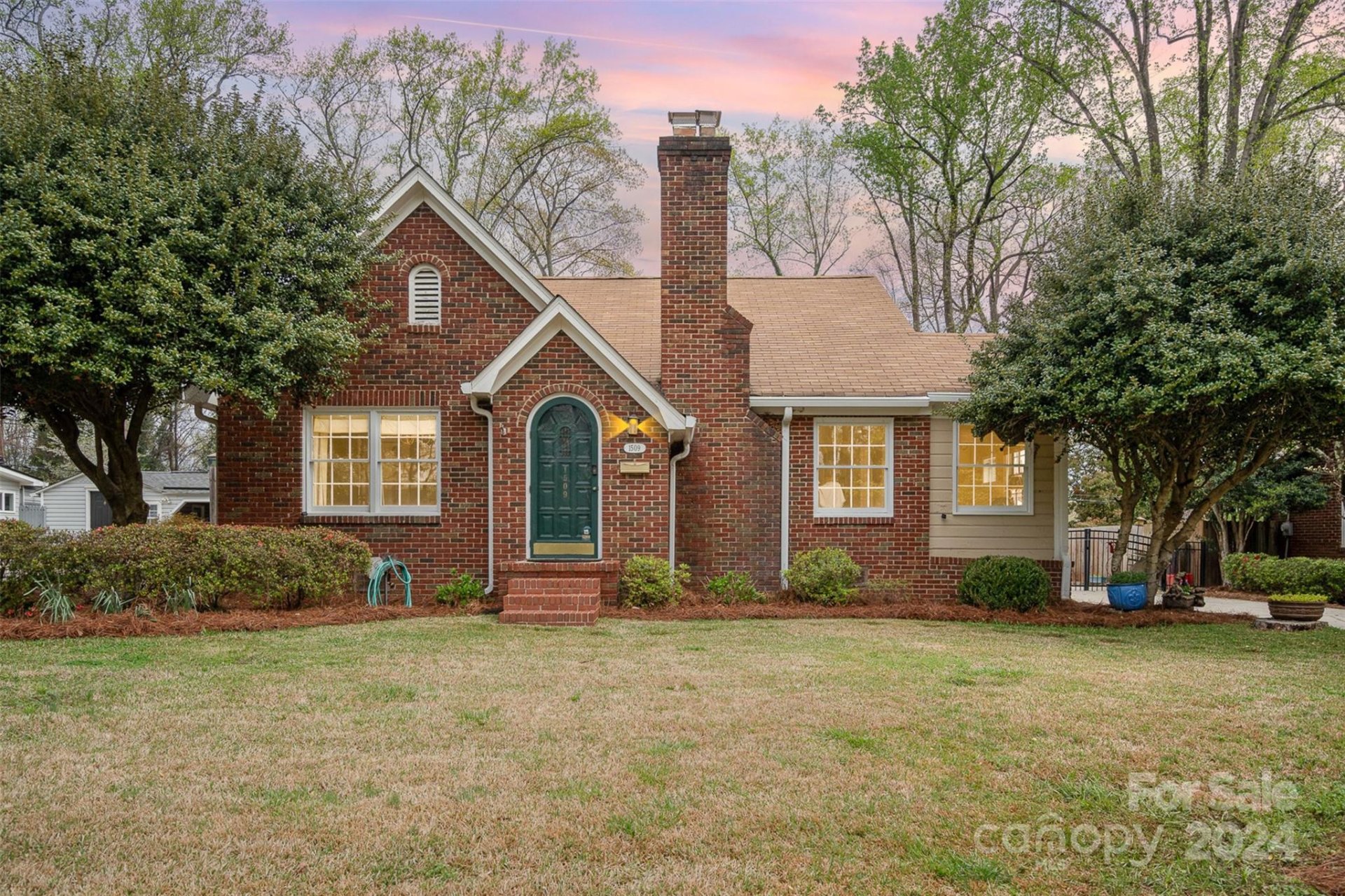Property image 1 at 1509 Pinecrest Avenue, Charlotte, NC 28205