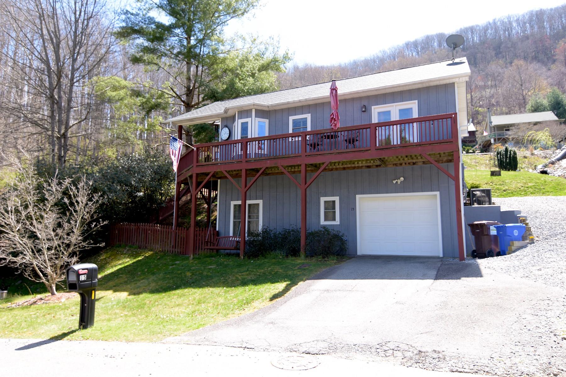 Property image 1 at 15 Whippoorwill Way, Waynesville, NC 28786