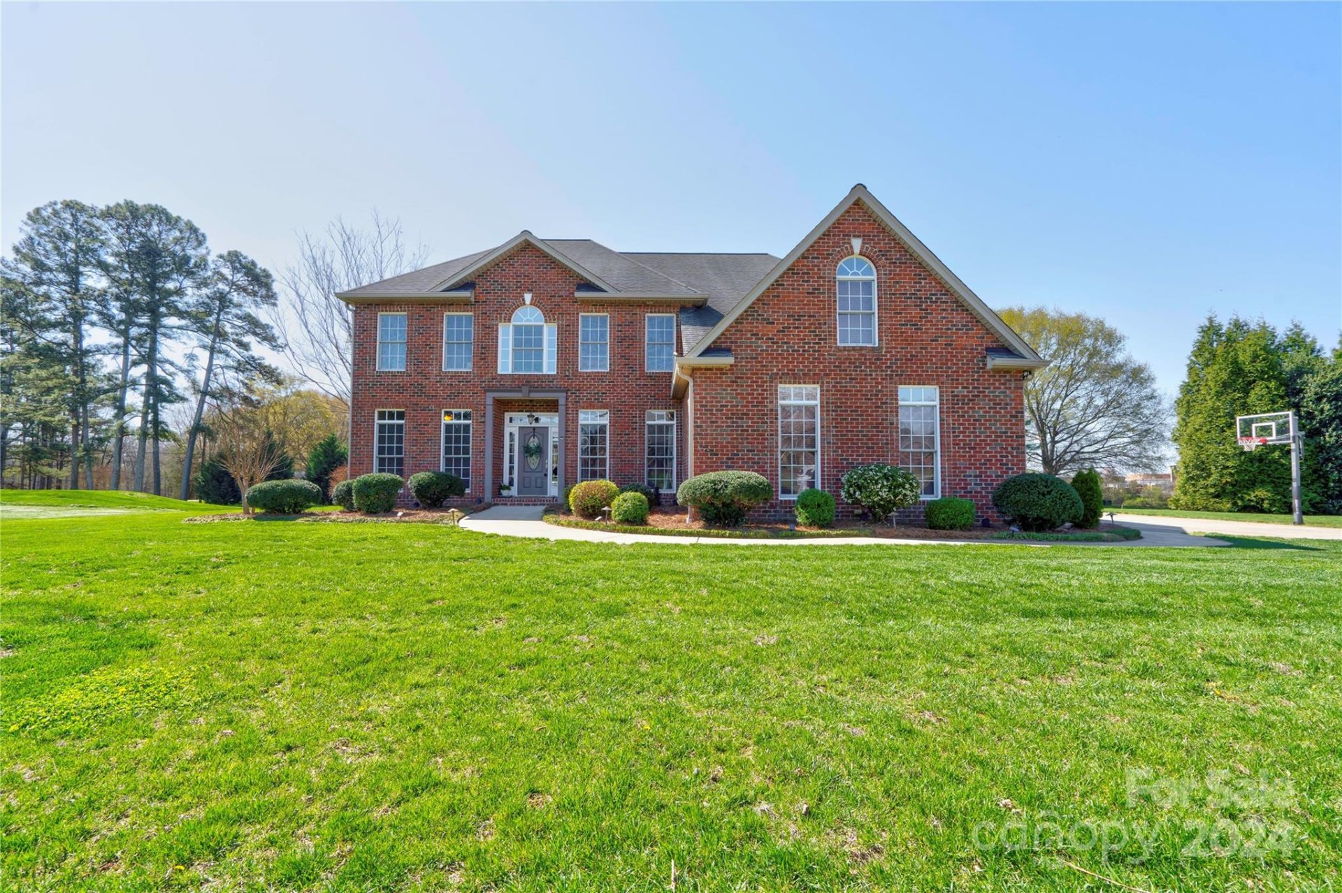 709 Cedar Hill Drive