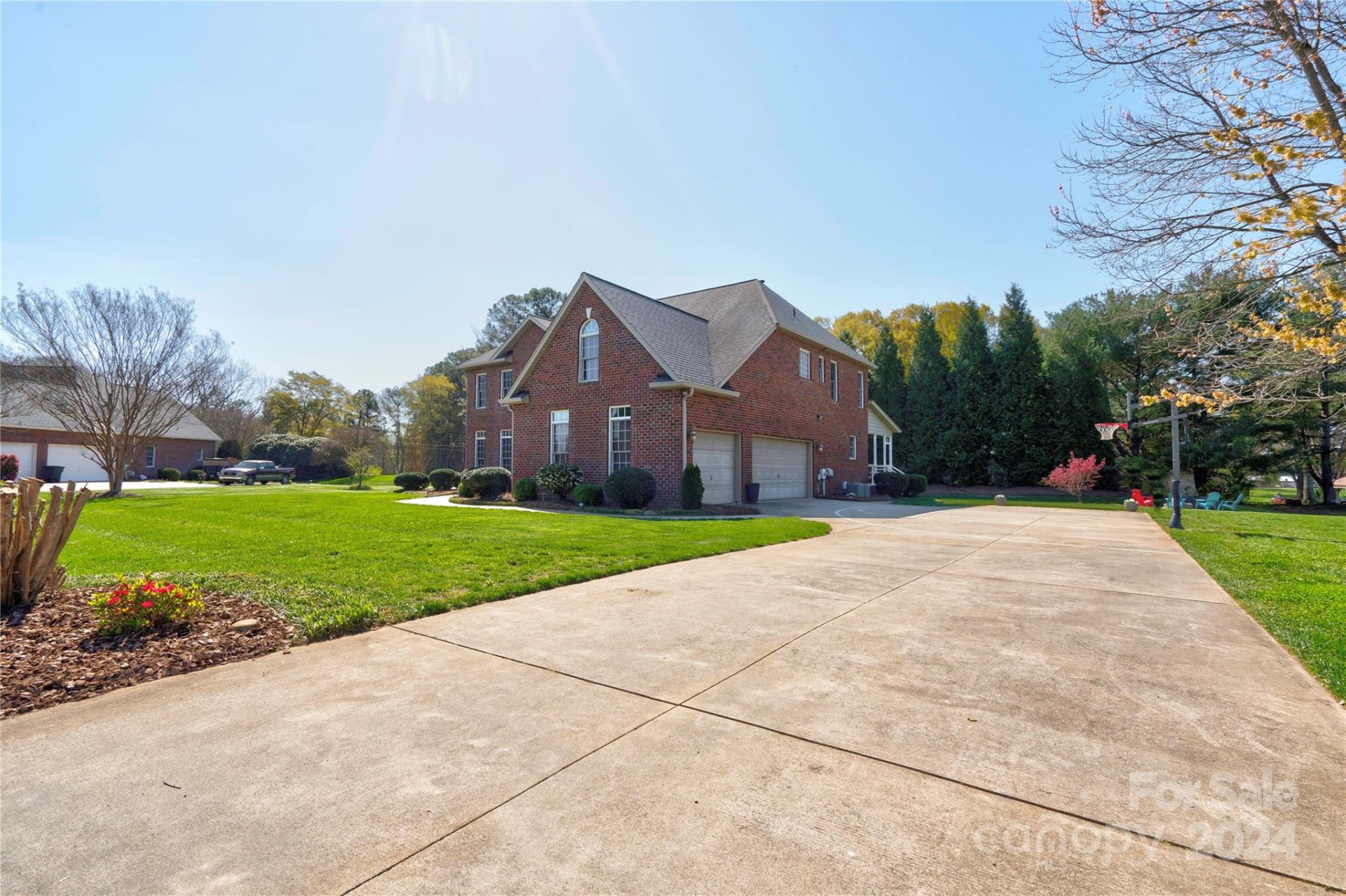 Property image 3 at 709 Cedar Hill Drive, Shelby, NC 28152