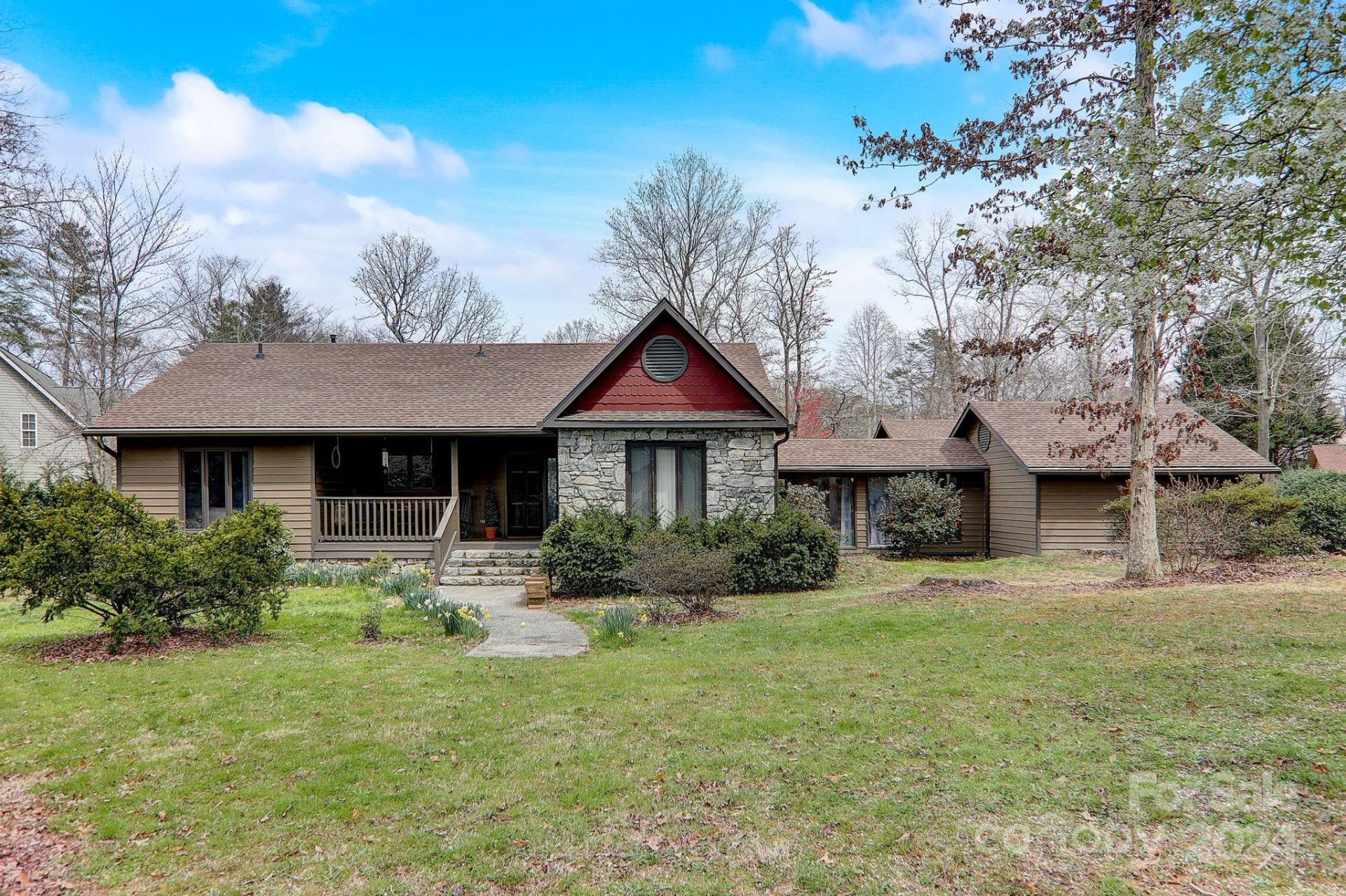 Property image 1 at 14 Blue Heron Drive, Mills River, NC 28759