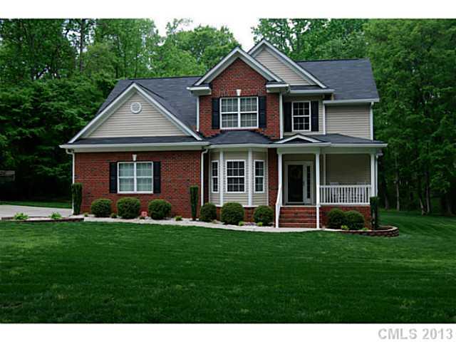 2006 Forest Hills Lane