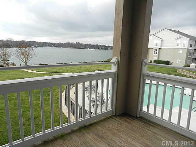 Property image 1 at 1332 Torrence Circle, Davidson, NC 28036