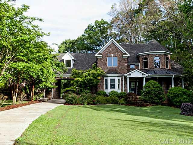 Property image 1 at 10031 Arlington Oaks Drive, Charlotte, NC 28227