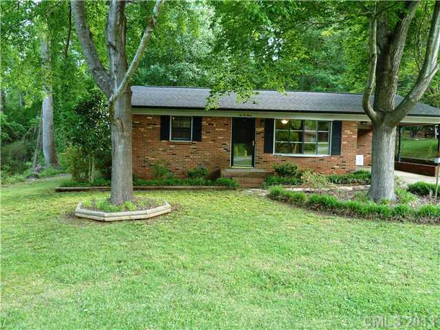 Property image 1 at 203 Point Circle, Belmont, NC 28012