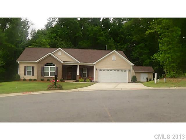 Property image 1 at 2205 Gatwick Circle, Belmont, NC 28012