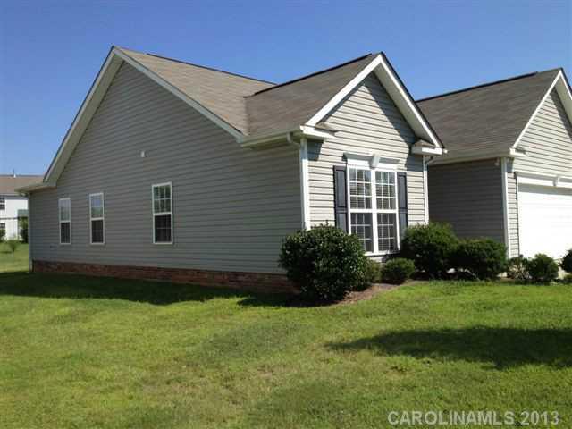 Property image 2 at 126 Newport Drive, Kannapolis, NC 28081