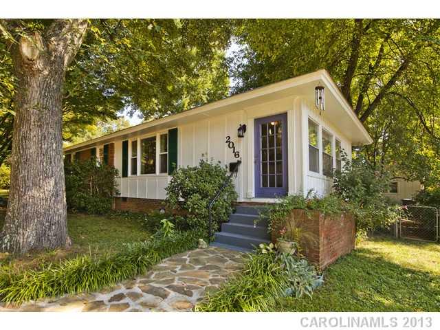 Property image 1 at 2016 Dalehurst Drive, Charlotte, NC 28205