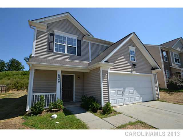 Property image 1 at 6840 Goldenwillow Drive, Charlotte, NC 28215