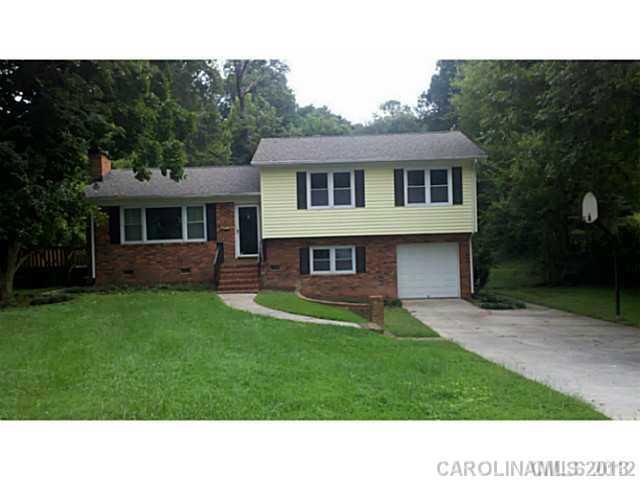 Property image 1 at 2111 Sharon Avenue, Charlotte, NC 28211